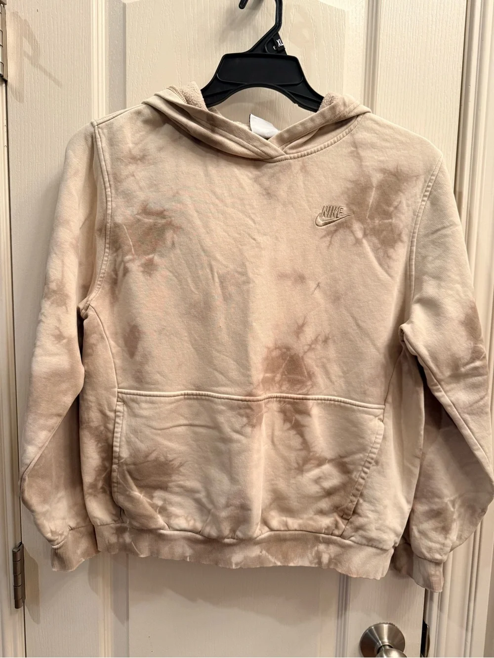 Nike Cream & Light Brown Tie-Dye Pullover Hoodie. Kids size XL